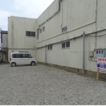 湊本町の通り沿いです