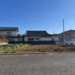 ひたちなか市足崎！約１３０坪の売地！住宅街の中にあり近くに公園あります！勝田第三中学校まで徒歩約10分！